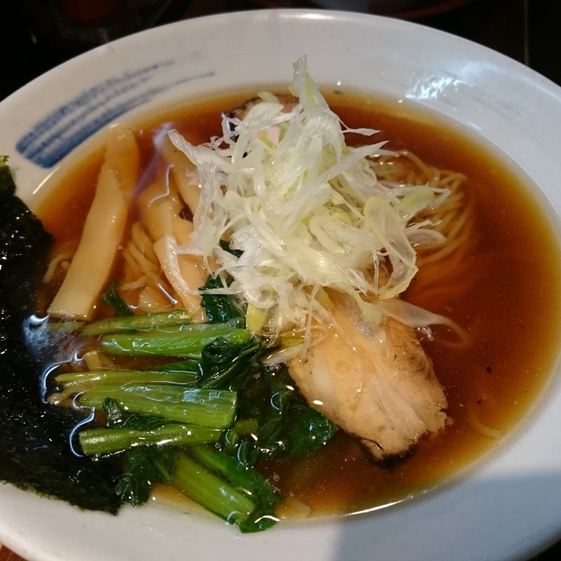 黒ラーメン （ 細麺 ）(麺屋あじくま 初石店)