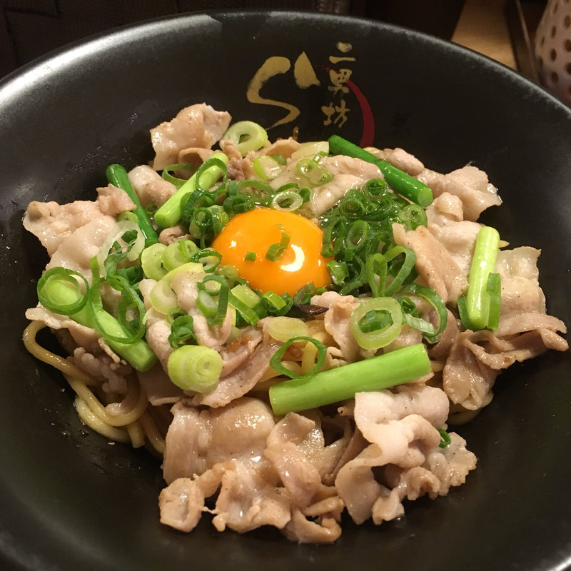 豚カルビ油そば(らーめん二男坊 福岡パルコ店)