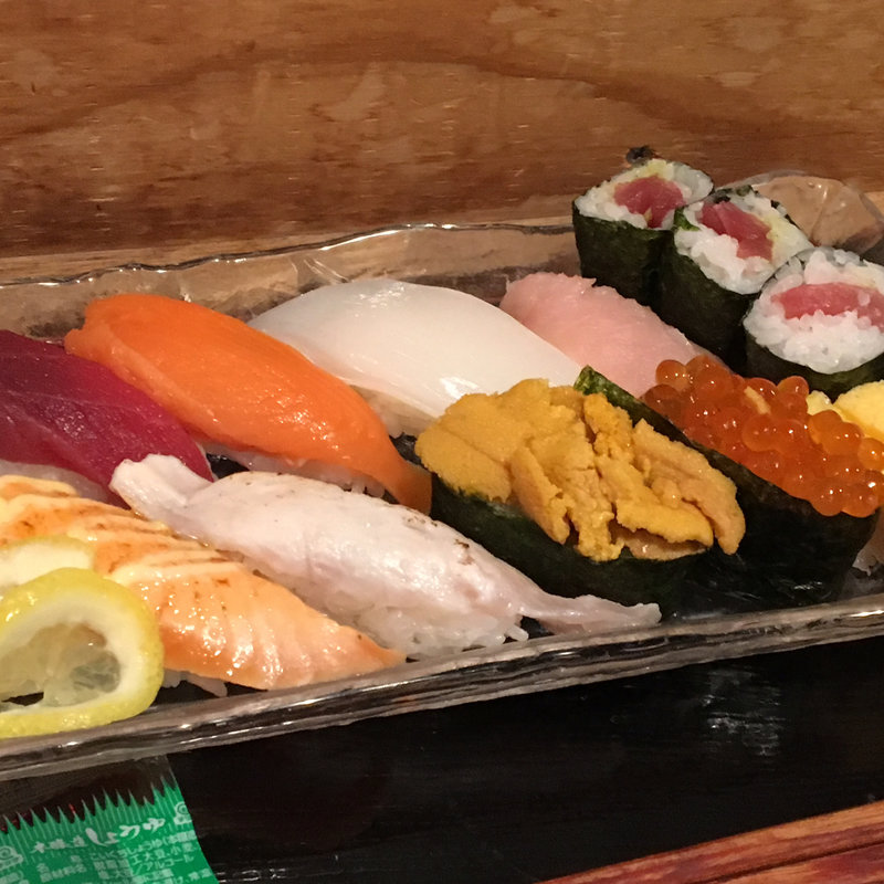 本日の厳選仲卸のにぎり(トヨミフィッシャーズテラス- とよてら （Toyomi Fisheries Terrace - とよてら）)