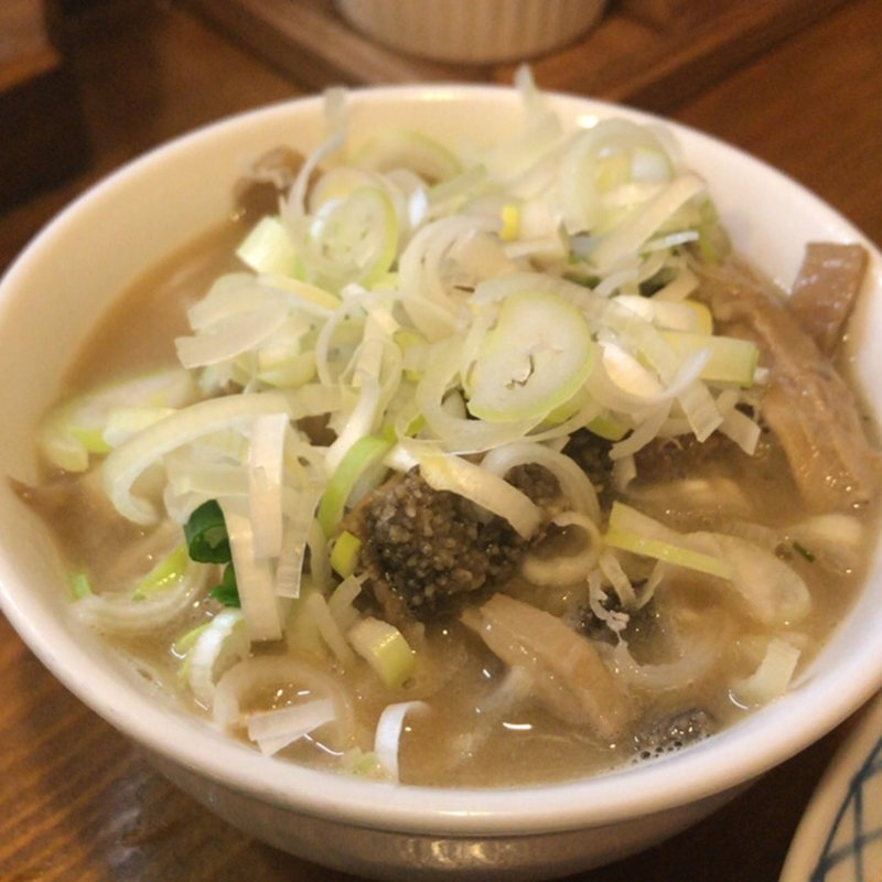 牛もつ煮込み(大衆肉酒場ブッチャー)