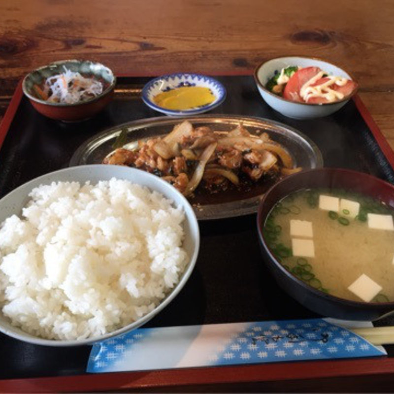 ホルモン定食(藤吉亭 )