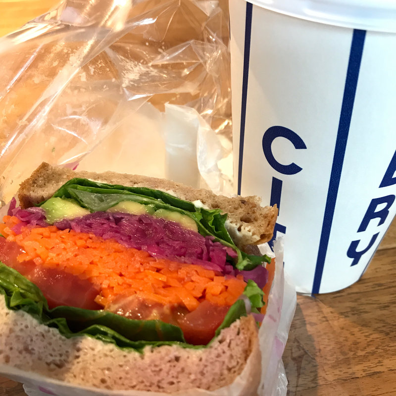 野菜サンドイッチ(ザ シティ ベーカリー 広尾店)