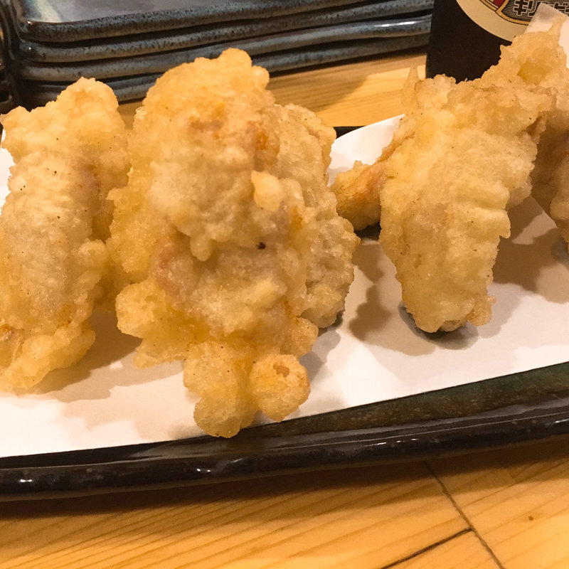 名物！鶏天(地酒蕎麦 学大角打)