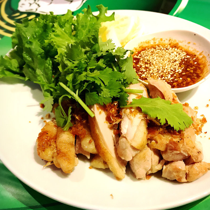 ガイ・ヤーン(バンコク食堂ポーモンコン（PHOMONGKHON）)