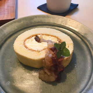 林檎のロールケーキ(cafe百音)