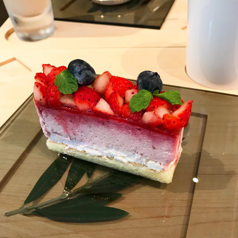いちごのチーズケーキ(苺のお店 メゾン ド フルージュ)