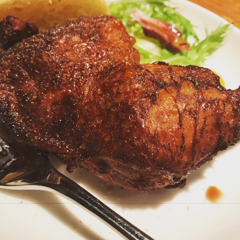 鳥のコンフィ(ばくらい ワインダイニング)