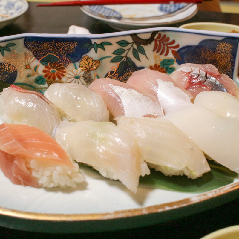 握り10貫(葉多舎 （はたや）)