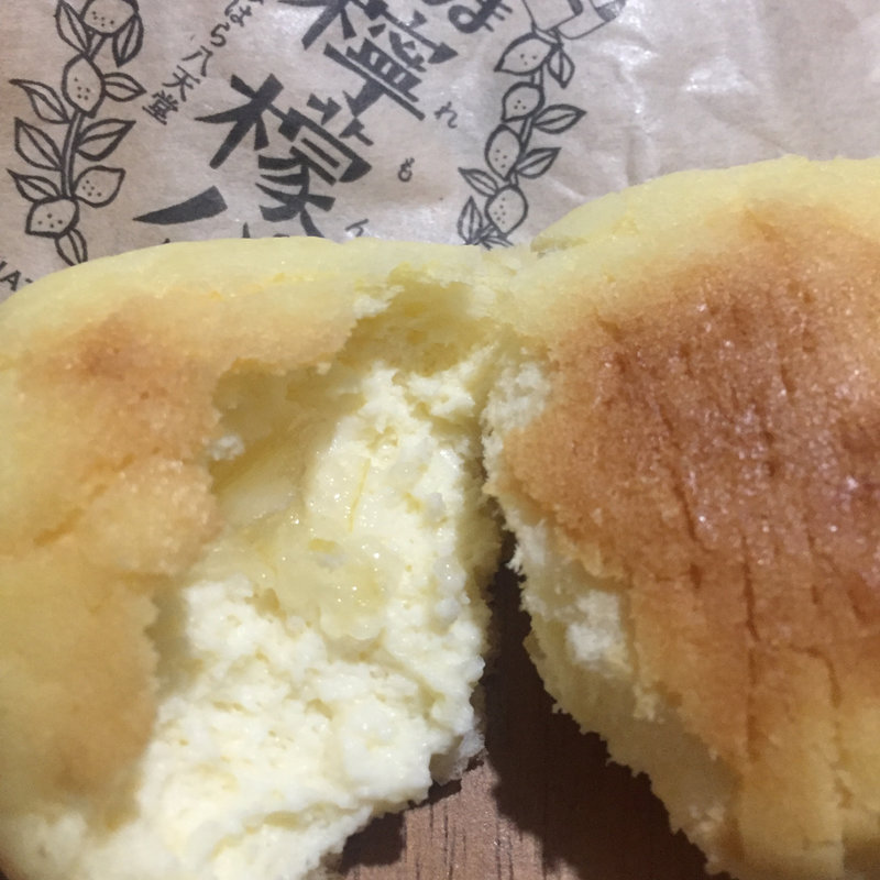 檸檬パン(八天堂 東京駅 京葉ストリート )