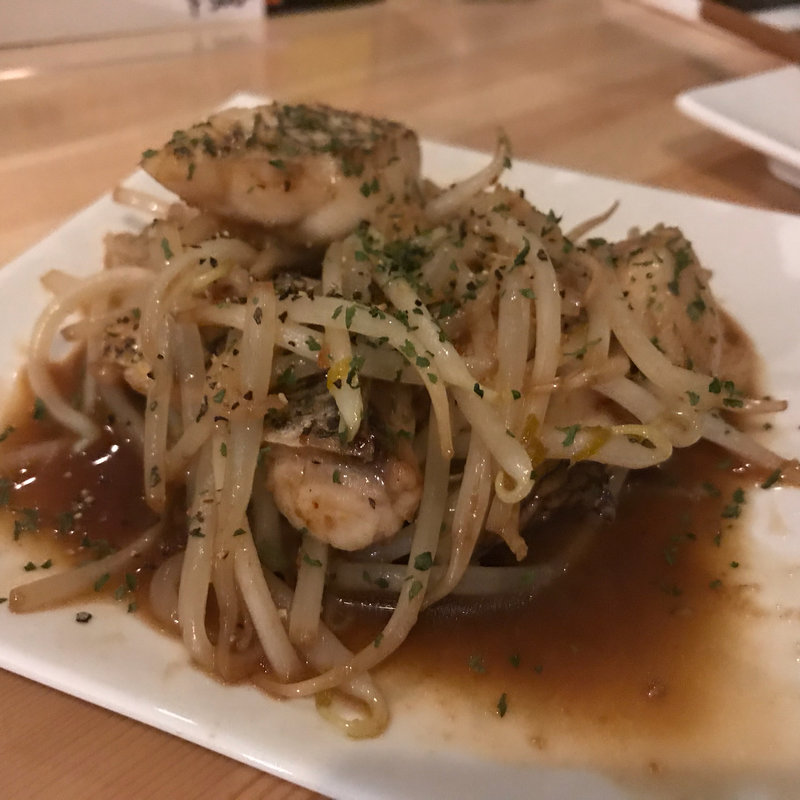 鯛ともやしのピリ辛炒め(85cafe（ハコカフェ）)