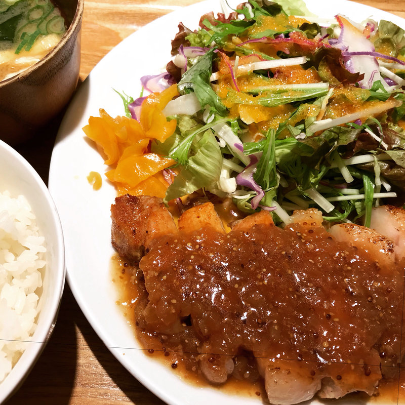 トンテキランチ オニオンソース(ビアバル トリブ)