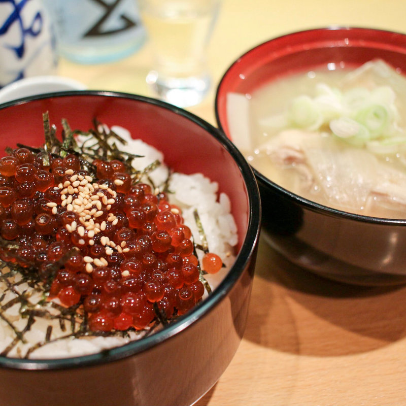 いくらご飯(とんぺい )
