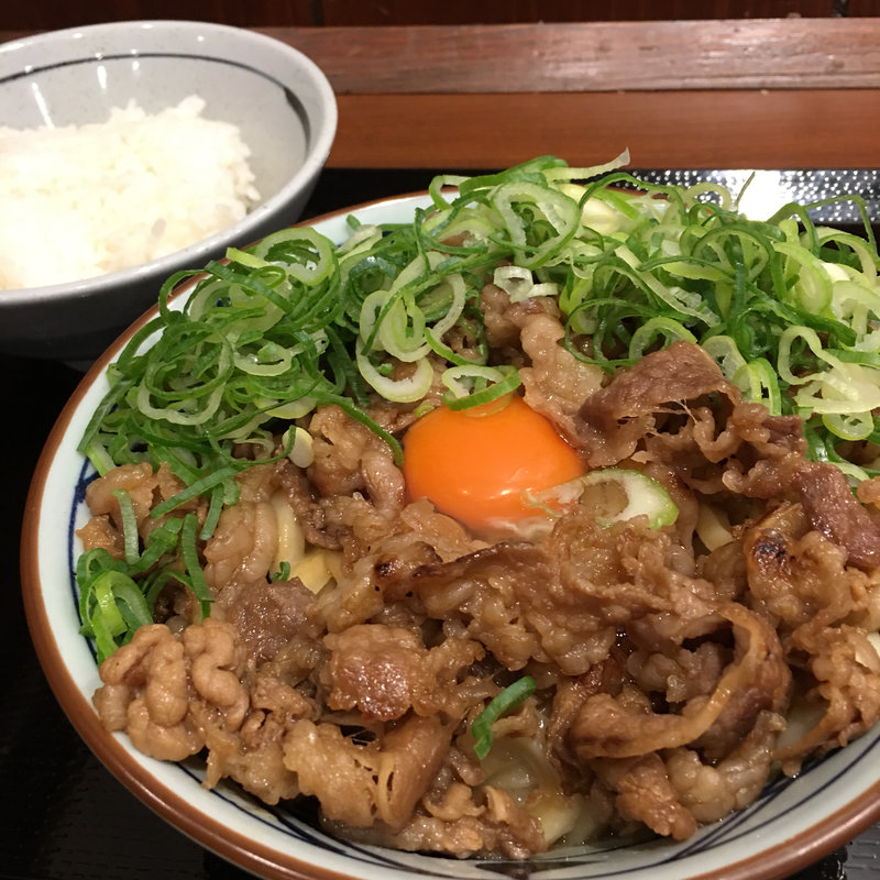 牛すき釜玉 並 肉増し(丸亀製麺 伊丹南町店)