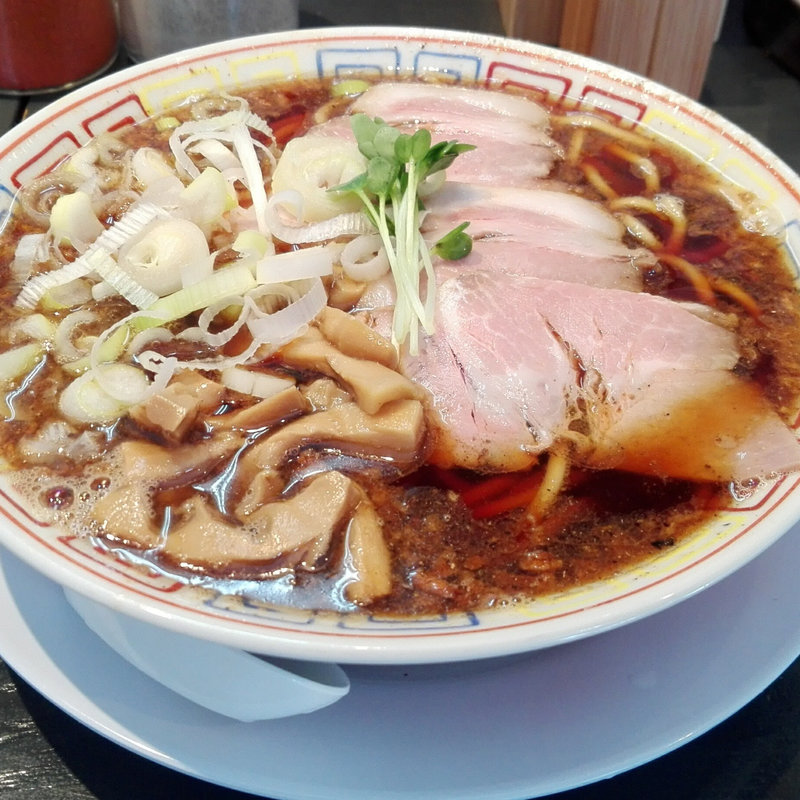 サバ醤油ラーメン(サバ６製麺所 西中島南方店)