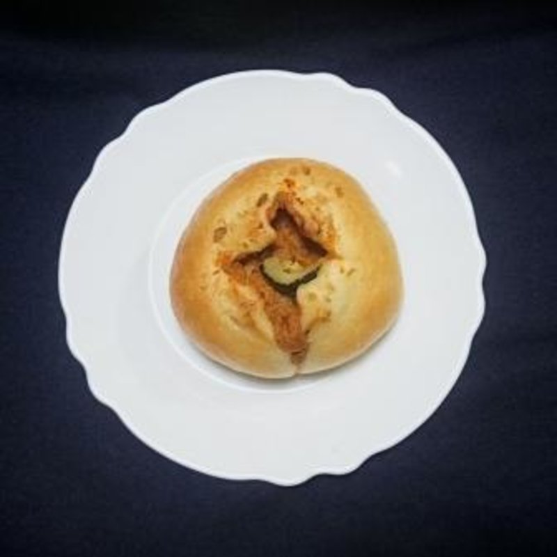 野菜の焼きカレーパン(ベーカリープラザイシハラ)