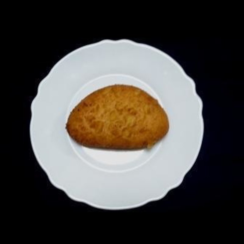 中辛カレーパン(井（たてたてよこよこ）)