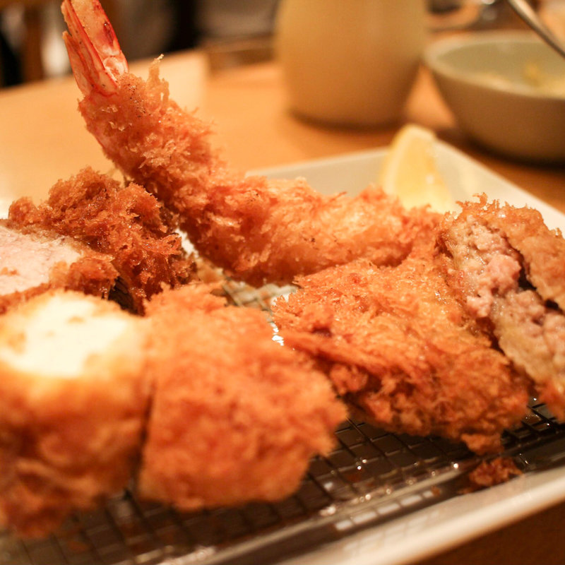 ミックスフライ(ポンチ軒 )