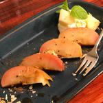 焼きリンゴ(ハーフ)(ボンディ 神保町本店 （Bondy）)