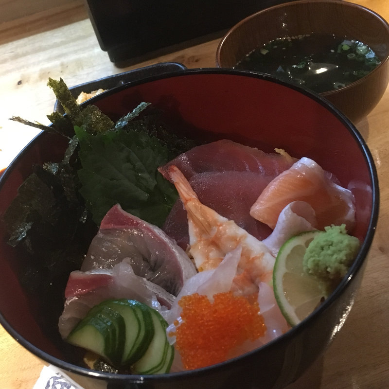 海鮮丼(海鮮居酒屋凪)