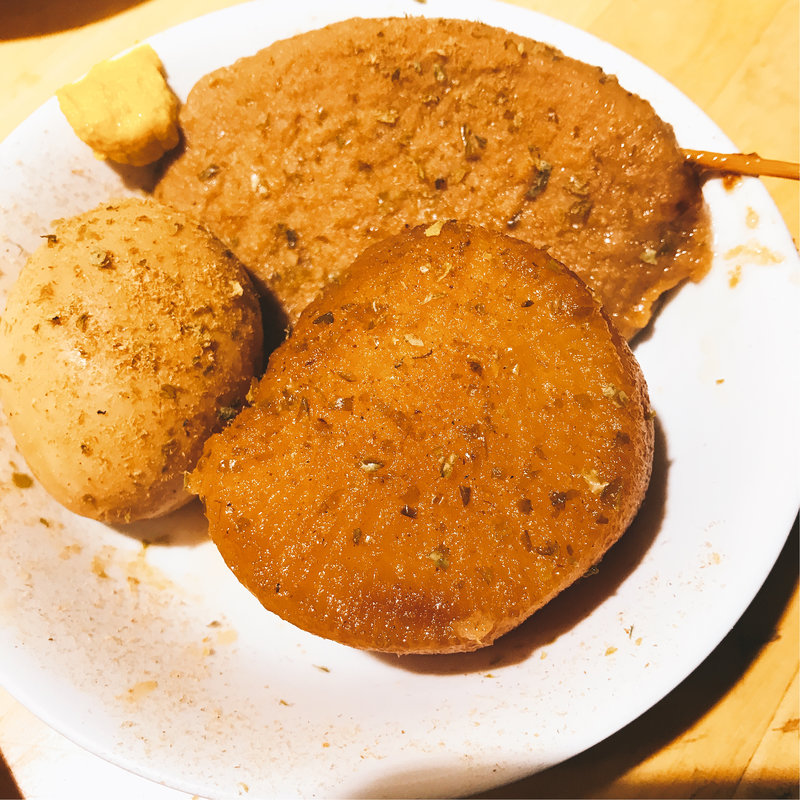 黒おでん  黒はんぺん 大根 玉子(かぶら屋 池袋1号店)