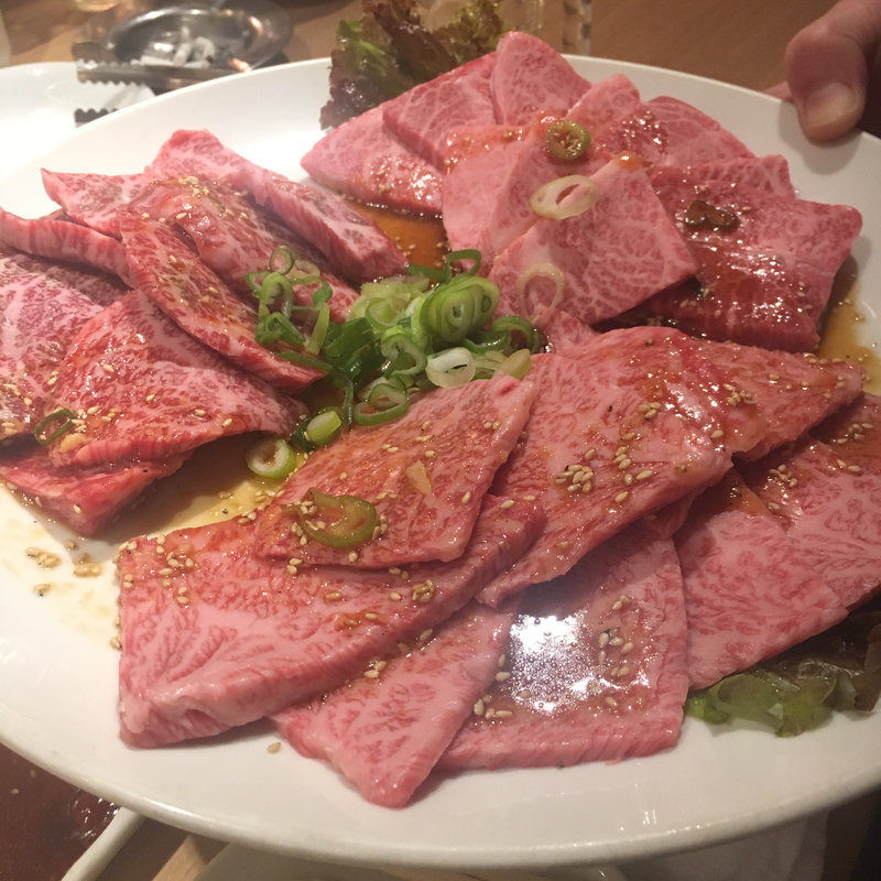 国産黒毛和牛三種盛(牛鉄 下北沢店 （【旧店表記：牛鉄下北沢パート２】）)