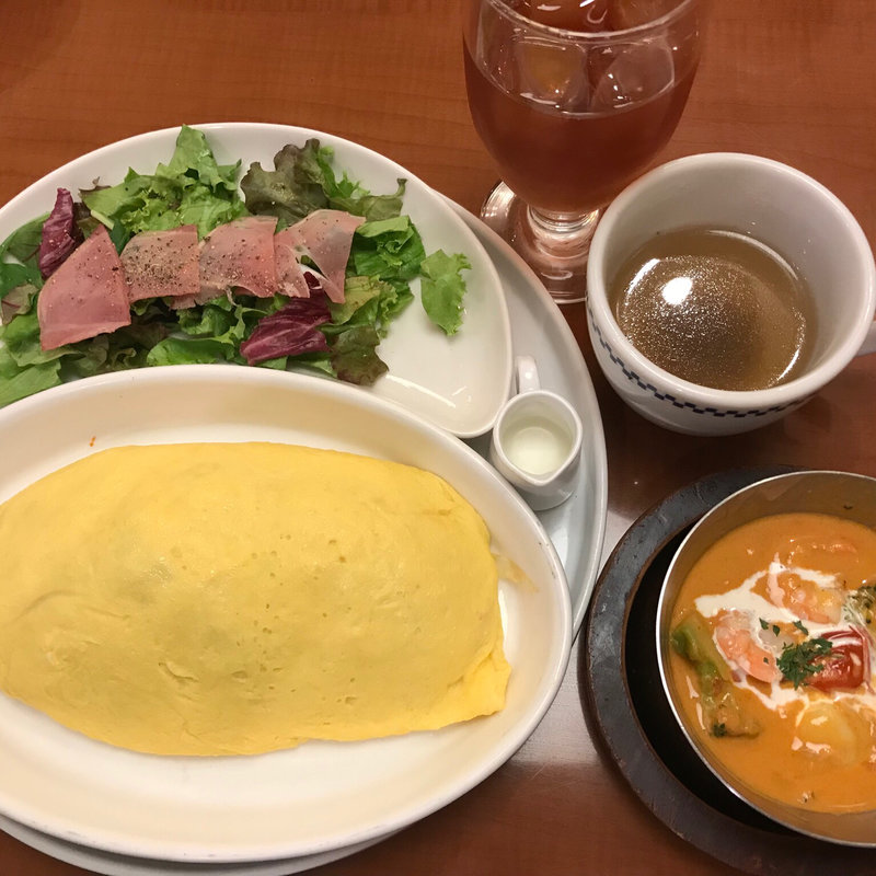 オムライスプレート(卵と私 新宿ミロード店)