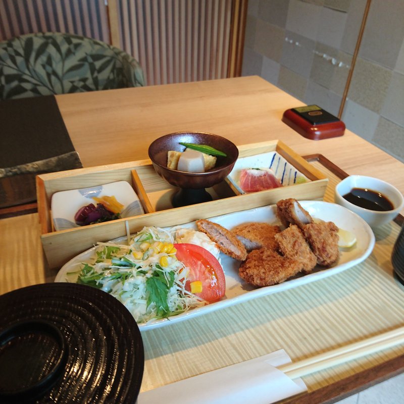 ひれかつ御膳(鮮や一夜　大崎ブライトタワー店)