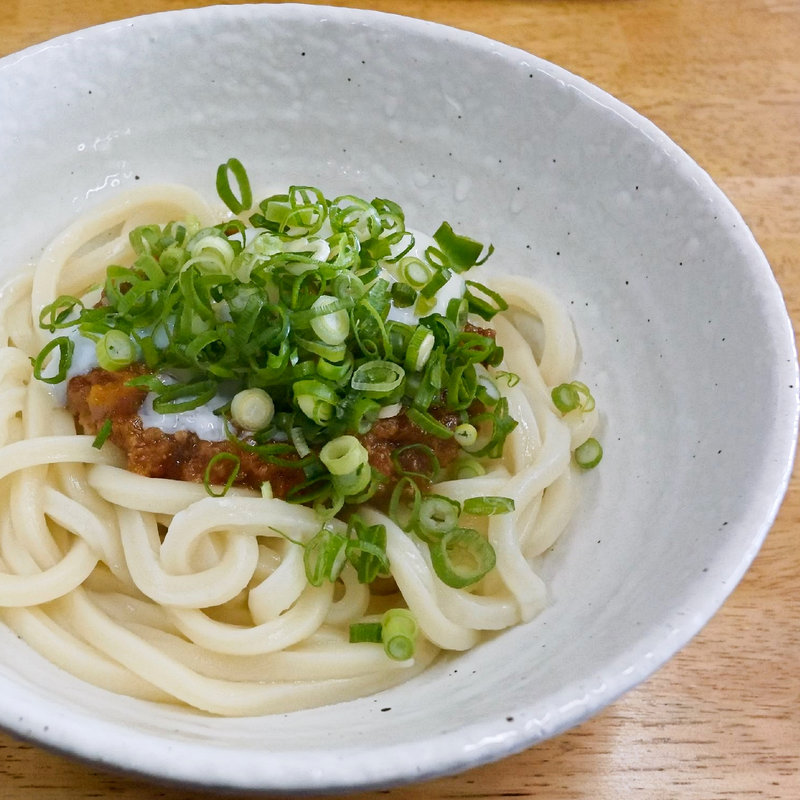 肉味噌温玉うどん(てっちゃん )