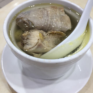 鶏肉のスープ(京鼎楼)