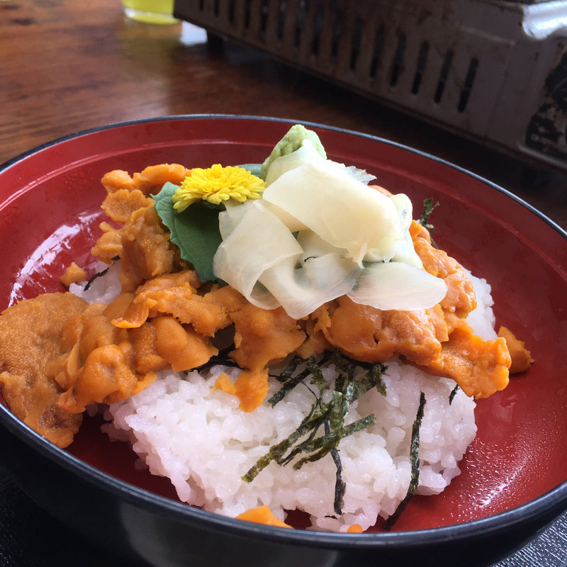蒸しウニ丼(カキ小屋 )