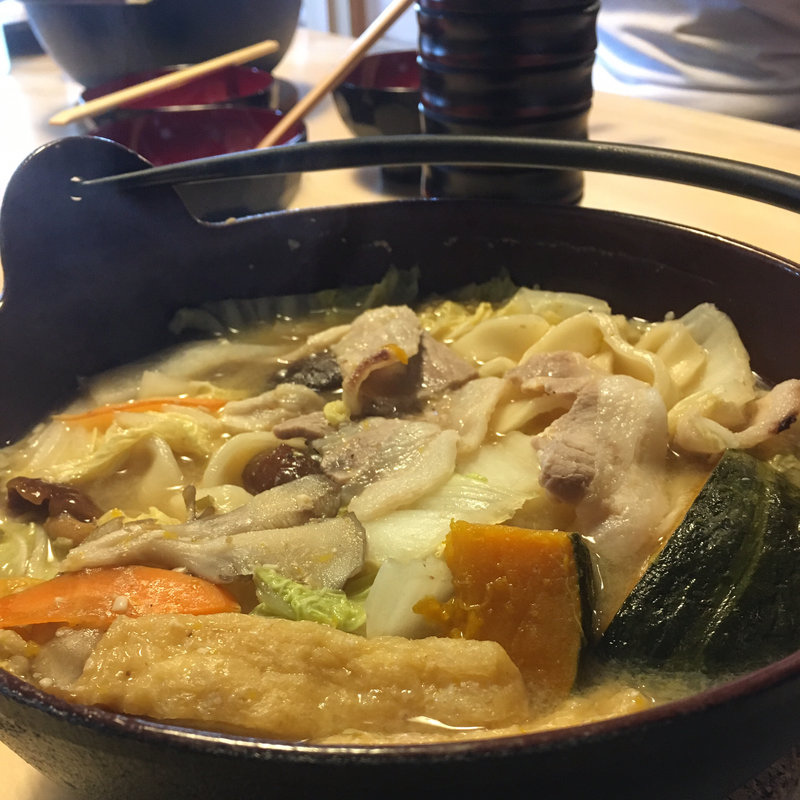 信玄どりのほうとう(ほうとう蔵 歩成 河口湖店)