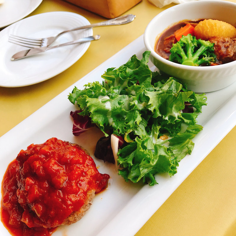 ビーフシチューハンバーグ(レストラン木村屋 )