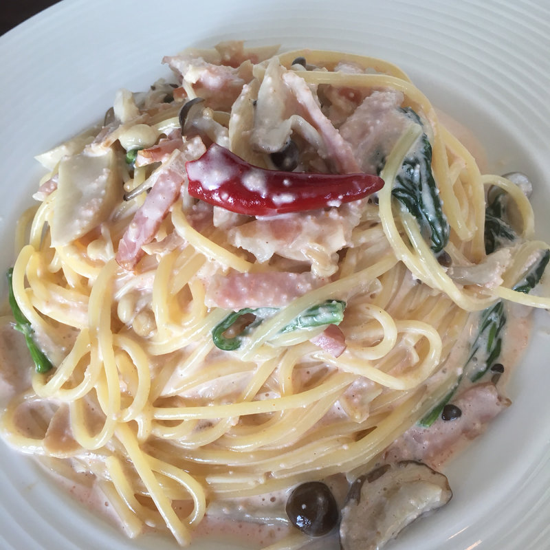 ほうれん草とキノコの明太子クリーム(ma-n-ma （マンマ）)