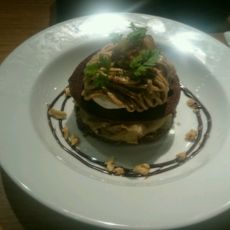 和栗のモンブランパンケーキ(KO-SO CAFE)