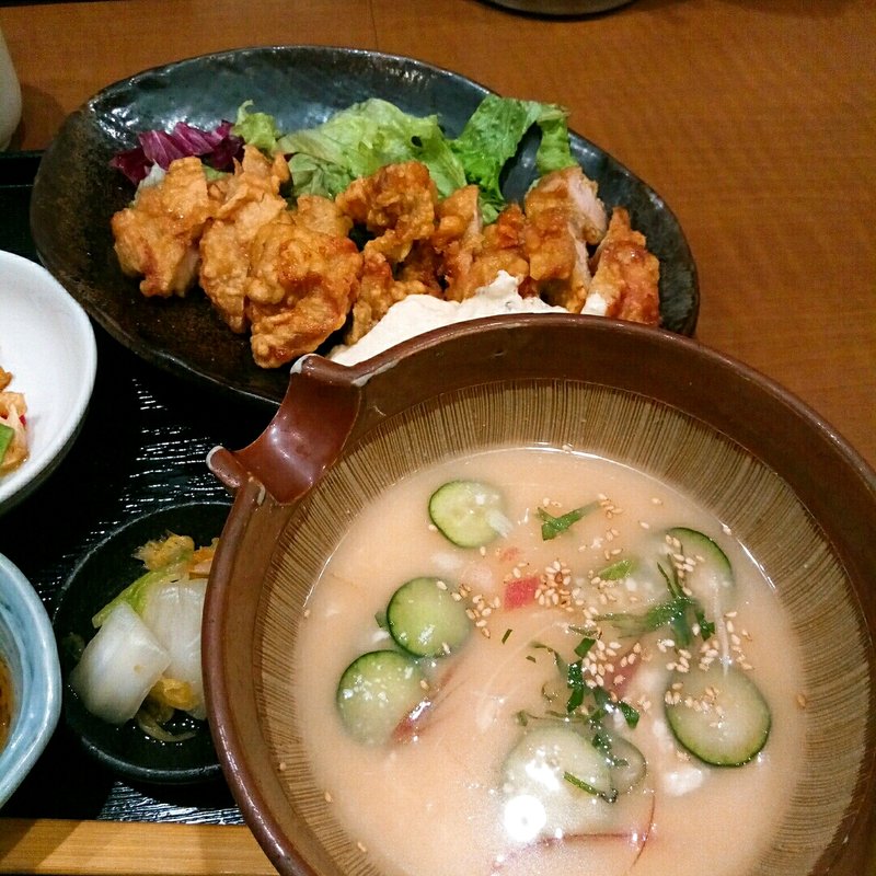 チキン南蛮タルタルソース(鶏餃子専門店 赤坂よ志多)
