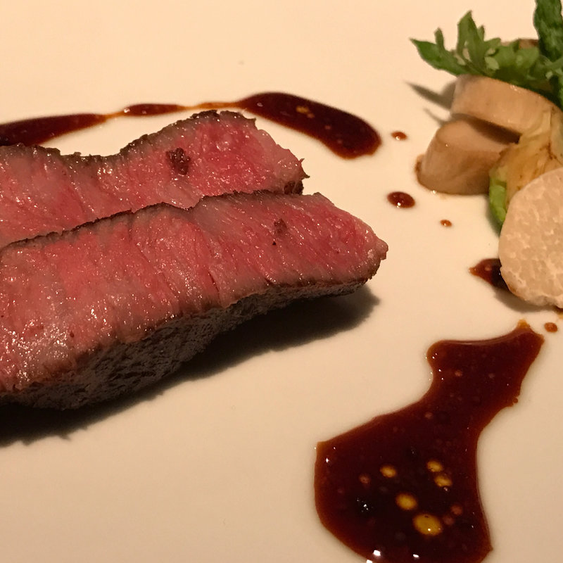 和牛・蜂蜜トリュフ(SECRETO)