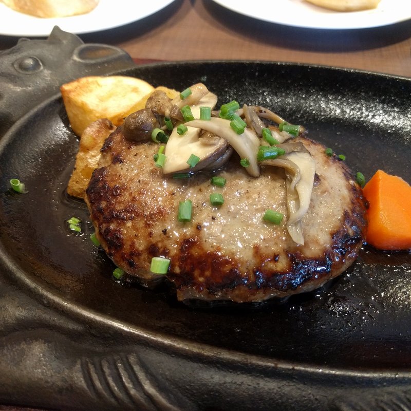 フォルクスハンバーグランチ(ステーキハウス フォルクス 港北ニュータウン店)