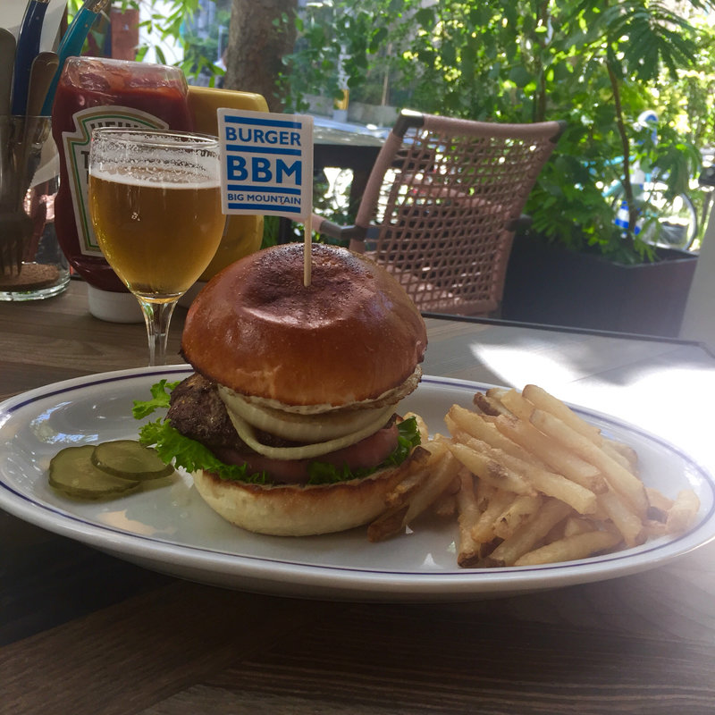 オニオンエッグバーガー(BURGER BIG MOUNTAIN)