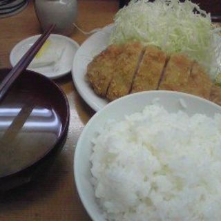 ロースかつ定食(山家 上野店)