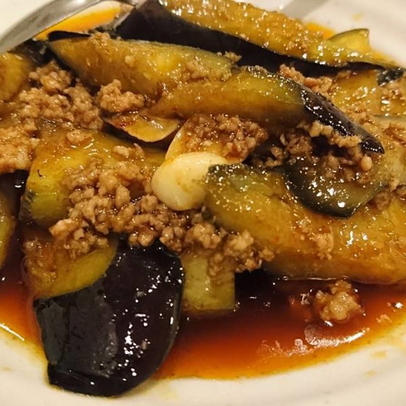 揚げナスのにんにくソースかけ(大興)