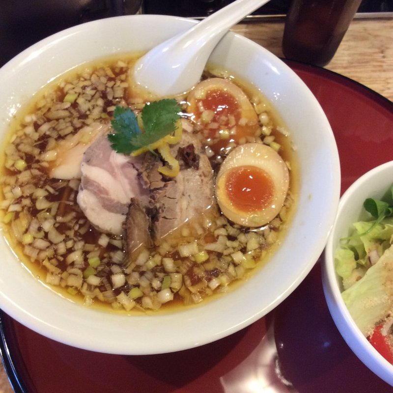 特製中華そば(中華そば　依々恋々)