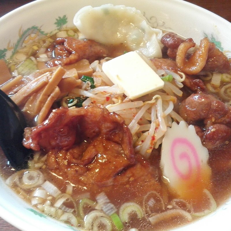 すたみならーめん(恵伊登)