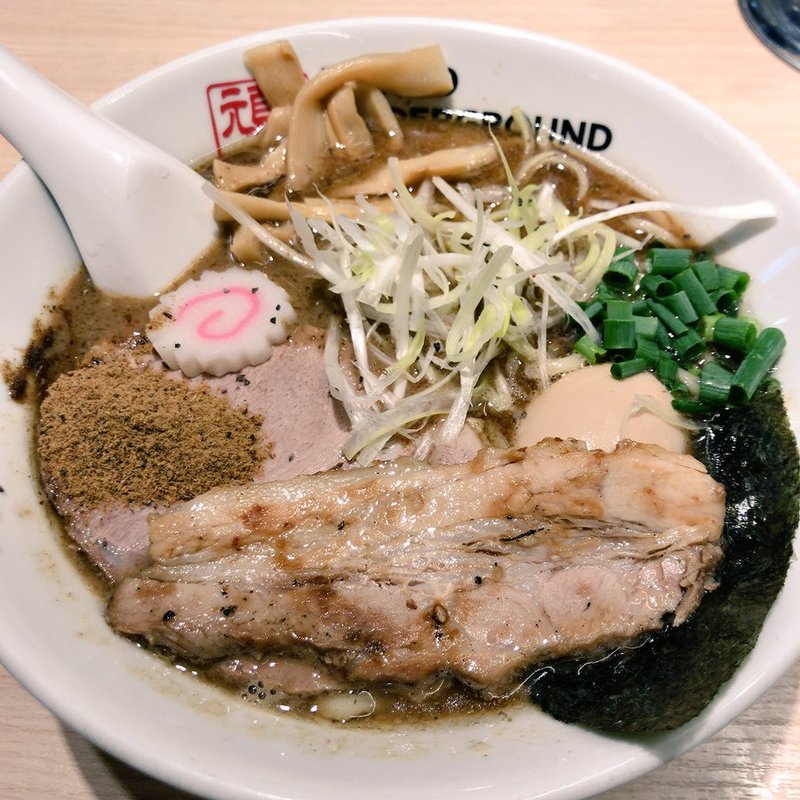 特製ラーメン(東京アンダーグラウンドラーメン 頑者 （TOKYO UNDERGROUND RAMEN 頑者）)