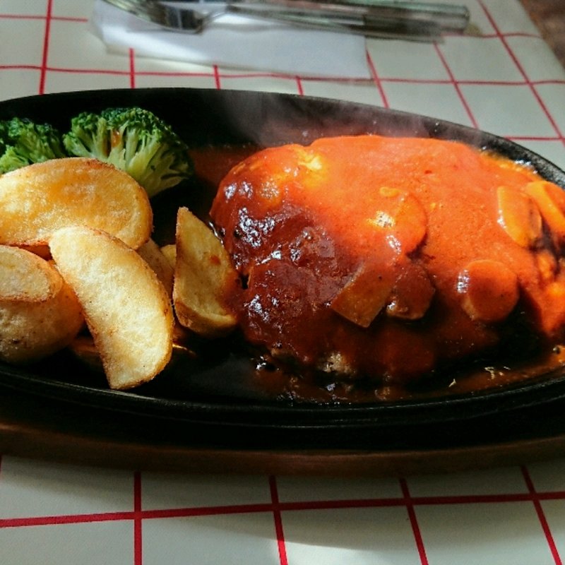 ハンバーグ(リベルテ)