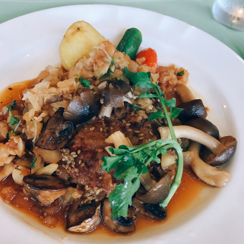 和風ハンバーグステーキ(黒船亭 （クロフネテイ）)