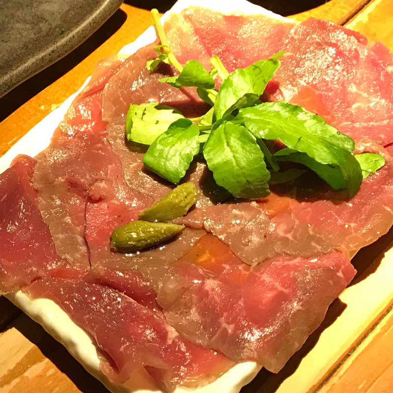 牛生ハム(蒲田バル肉寿司)