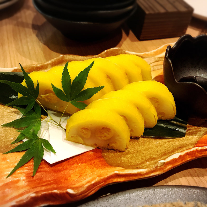 揚げたて辛子レンコン(KUMAMOTODining×あざみ 中目黒店)