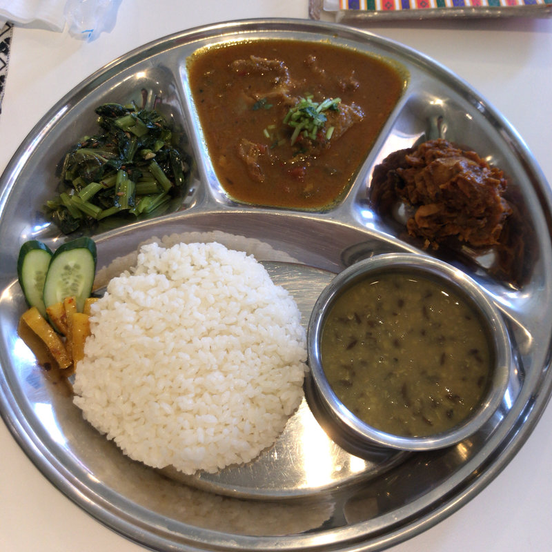 ダルバート(Asian kitchen cafe 百福)