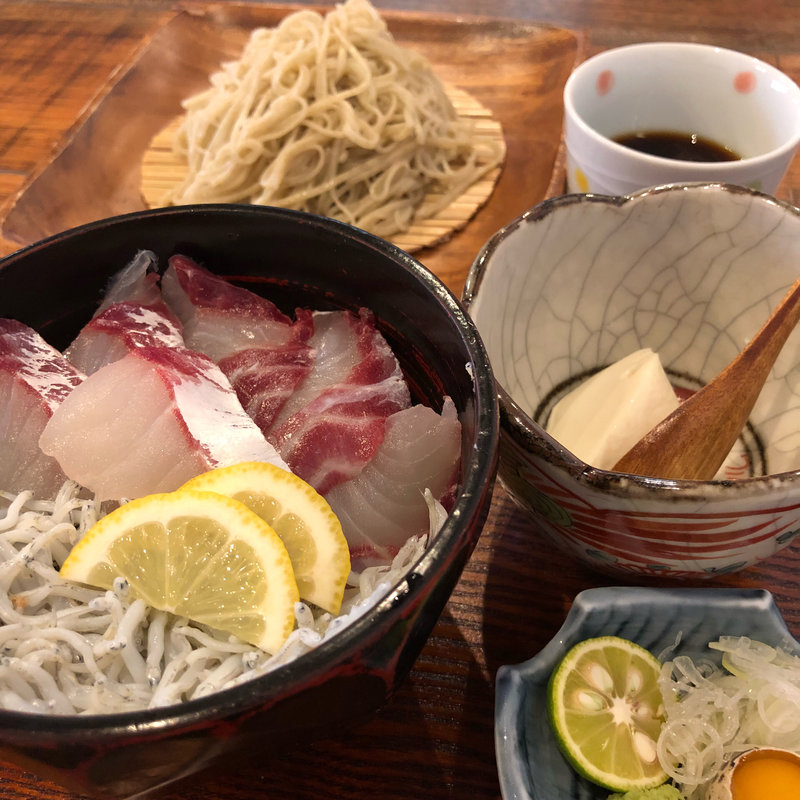 本日限定"魚"サービスセット(手打ち蕎麦 仙太郎)