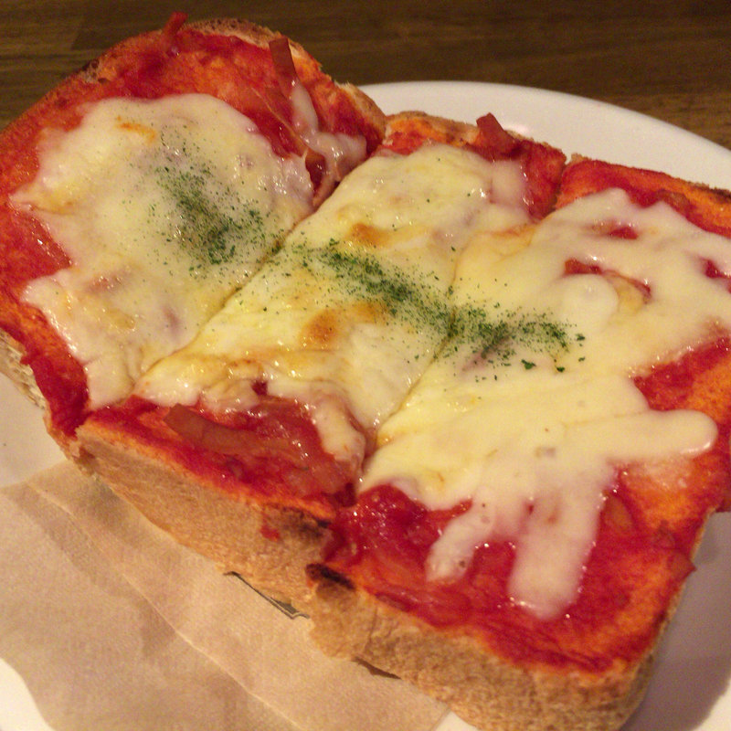 ピザトースト(Cafe 季庵 Sweets Room 松井山手店 （カフェ ぎあん スウィートルーム）)